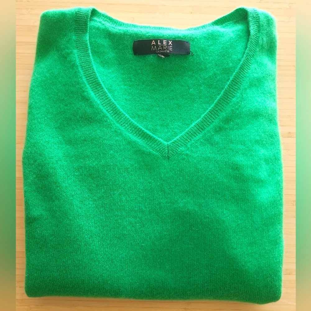Cashmere sweater